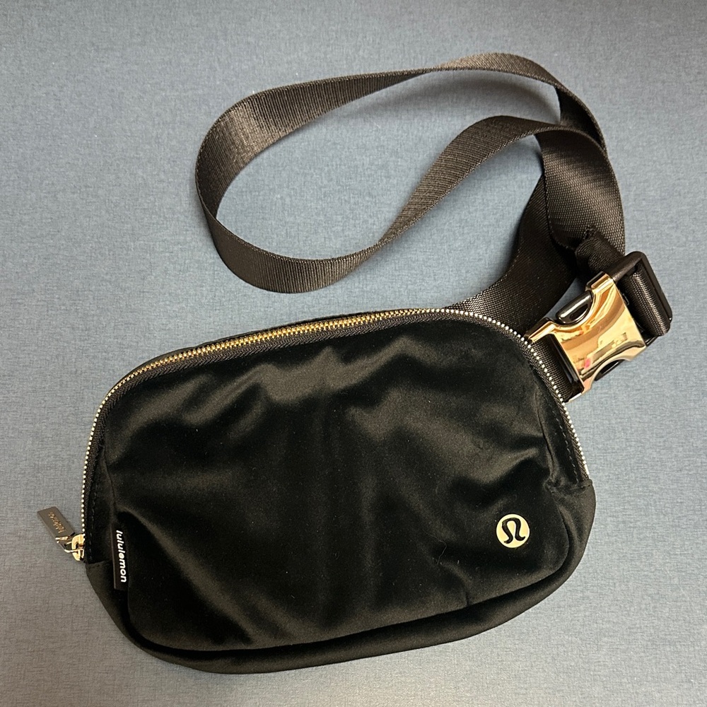 lululemon athletica Black/Gold Velvet Crossbody Bag